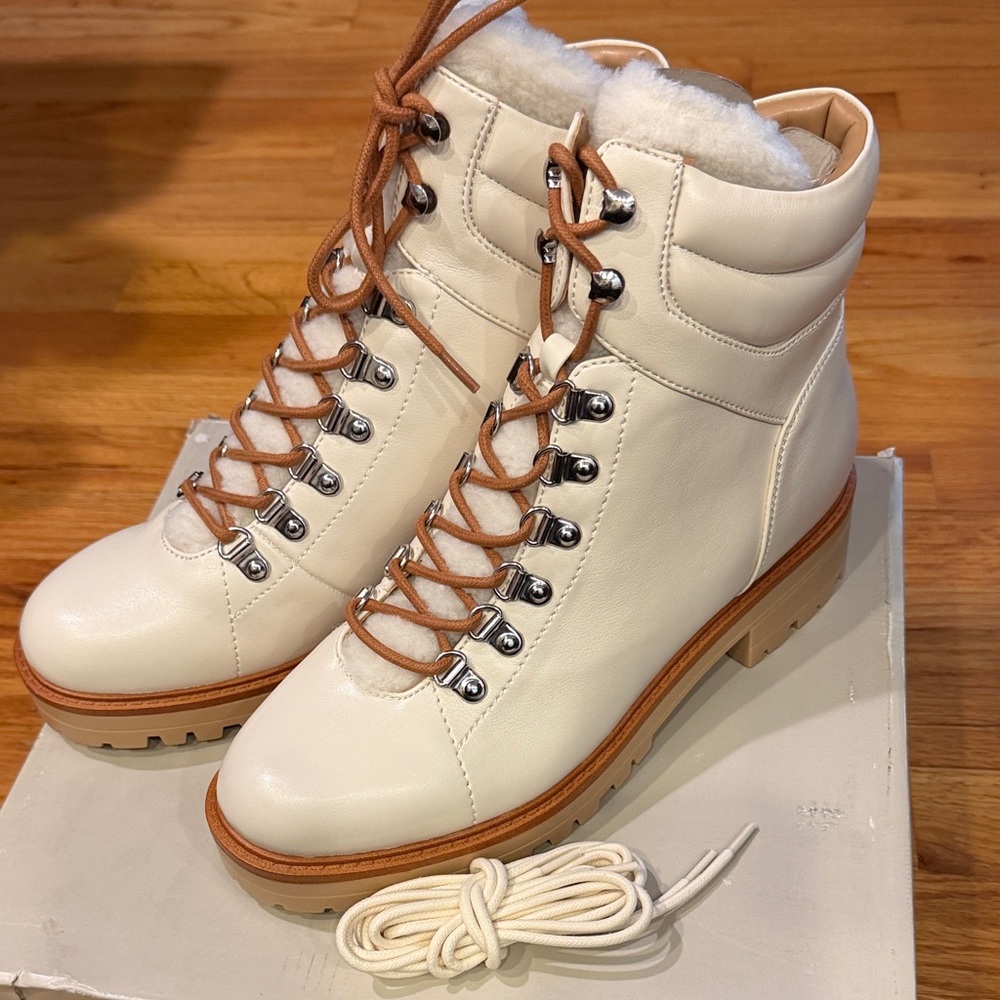 Marc Fisher Mallie3 White Ivory Leather Winter Hiking Boots Women's 9.5